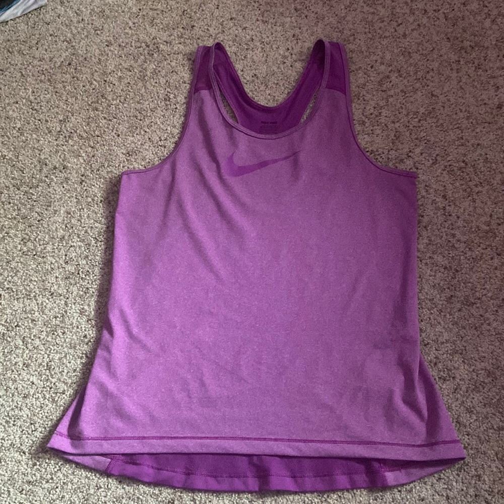NIKE Women’s Tank-Top, Large, Purple